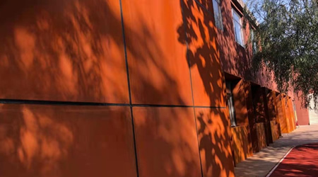 耐候鋼板是一種具有耐腐蝕、耐老化、耐高溫等優良特性的鋼材